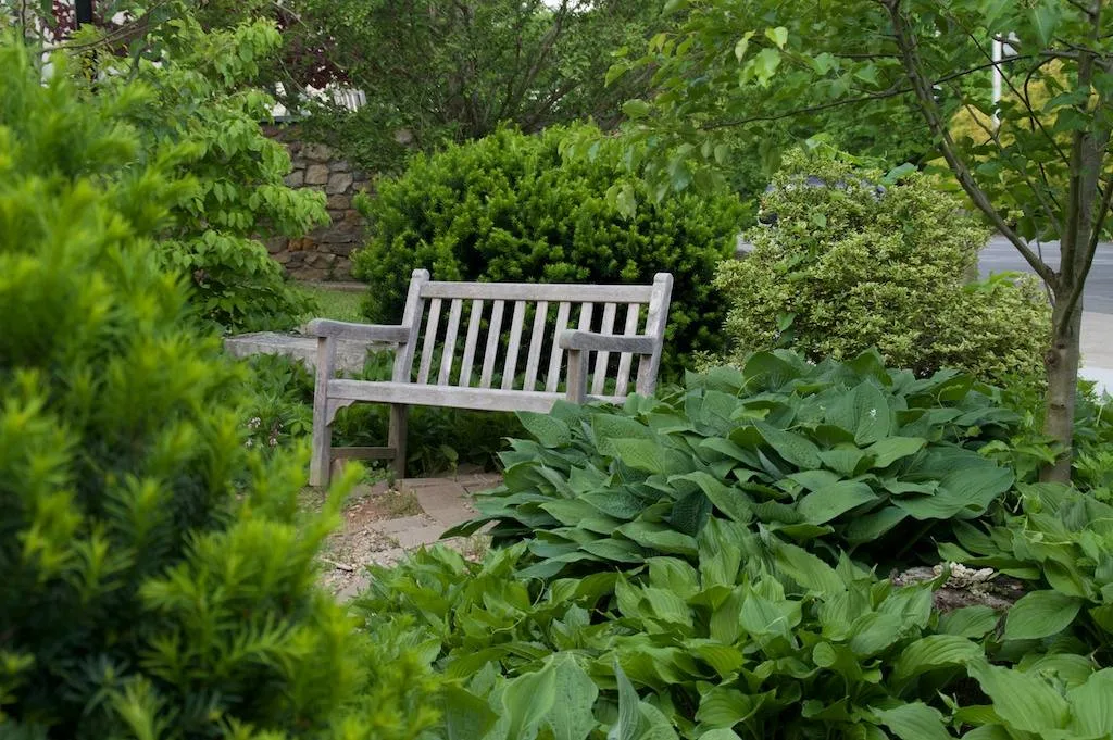 Writer's bench 006b