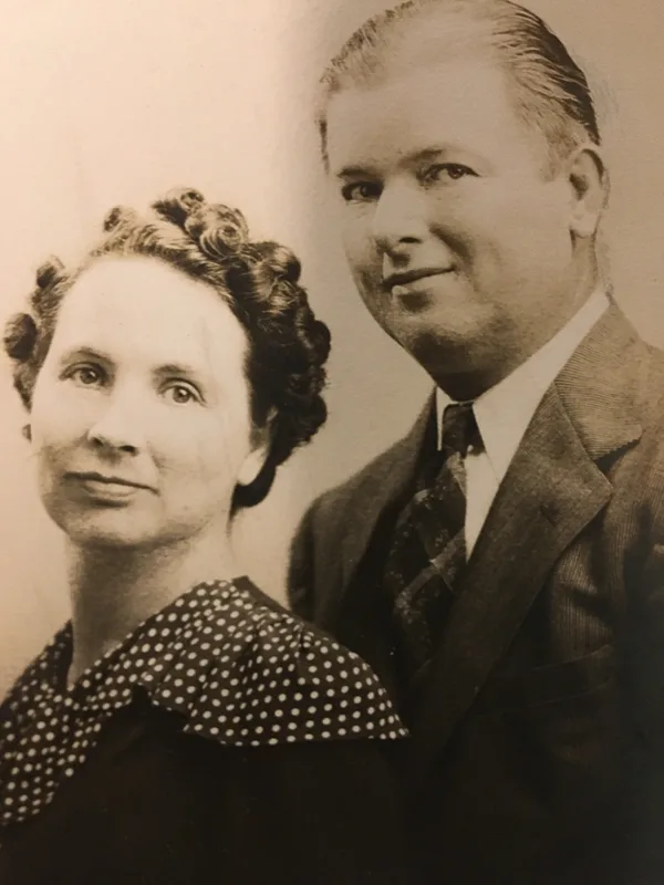 Jacob and Anna Goering