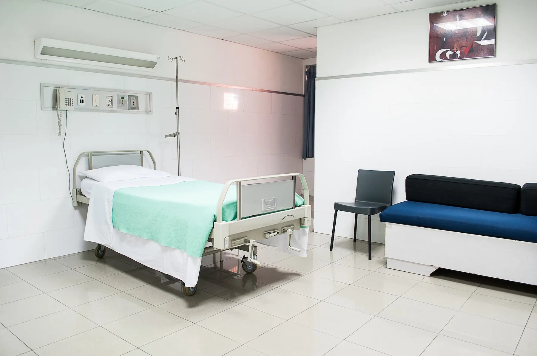 hospital_room